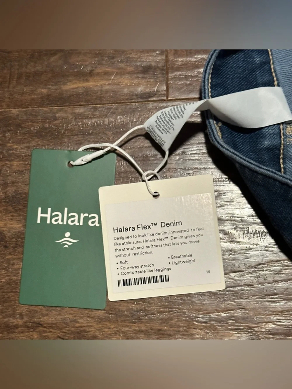 NWT Halara Flex High Waisted Wide Leg Rolled Hem Jeans Women’s Medium - Picture 9 of 9